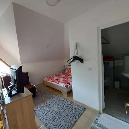 Ferienwohnung Edo Visoko Zimmer foto
