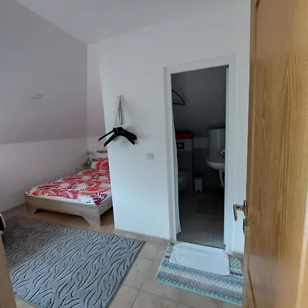 Ferienwohnung Edo Visoko Zimmer foto
